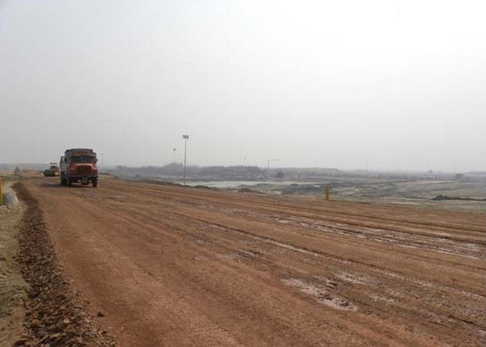 India is all set for its Formula One debut in 2011 after FIA, the motor racing's governing body confirmed the Indian Grand Prix in October 2011. <br><br>The event is set to be the first Formula 1 race in India after almost a decade passed in an attempt to get a grand prix in the country. <br><br>Noida, in the state of Uttar Pradesh in the northern part of India, has been chosen as the site for the track. A circuit was proposed in various states earlier including one near the city of Hyderabad in 2003 and near Mumbai. <br><br>India now has had two Formula 1 drivers in the sport, Narain Karthikeyan and Karun Chandhok, a team in Force India and now its first ever F1 track in the Jaypee Group Circuit, Noida. <br><br>The construction of the venue is expected to be completed by 2011 July and, subject to FIA homologation, will host its first race on October 30th, 2011.