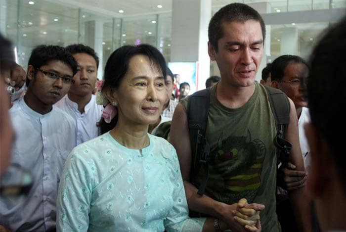 It was after 10 years that Suu Kyi met her younger son Kim Aris. She is the founder leader of National League for Democracy.