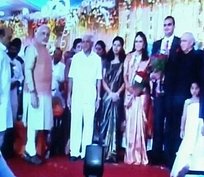 Party president Nitin Gadkari, Arun Jaitley and Gujarat chief minister Narendra Modi repped the party at the lavish wedding at Palace grounds.