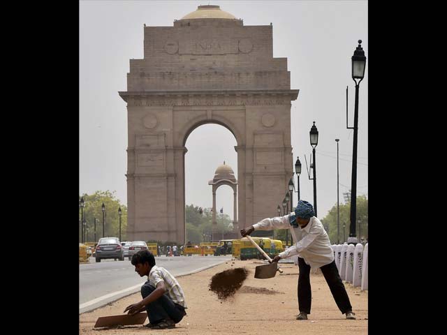 Photo : International Yoga Day: Delhi Prepares Itself for the Big Celebration