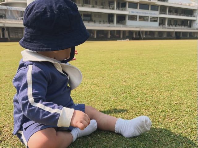 कितना क्&zwj;यूट है जहीर खाना का बेटा