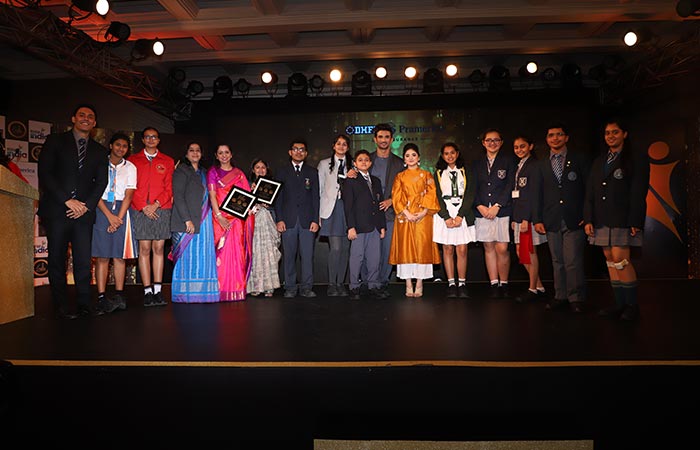 Student winners of the Behtar India campaign's nationwide competition received recognition for their hard work by campaign ambassador Sushant Singh Rajput at the Behtar India Awards ceremony held at Hyatt Regency Hotel in Delhi.