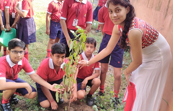 Seen here are the students and teachers of Dayawati Modi Meerut, who as a part of Behtar India Campaign stage 3 conducted a plantation drive in their school and planted saplings to keep the environment green.