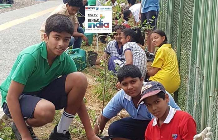 Students of Ridge Valley School actively participated in Behtar India Campaign and planted 300 saplings.