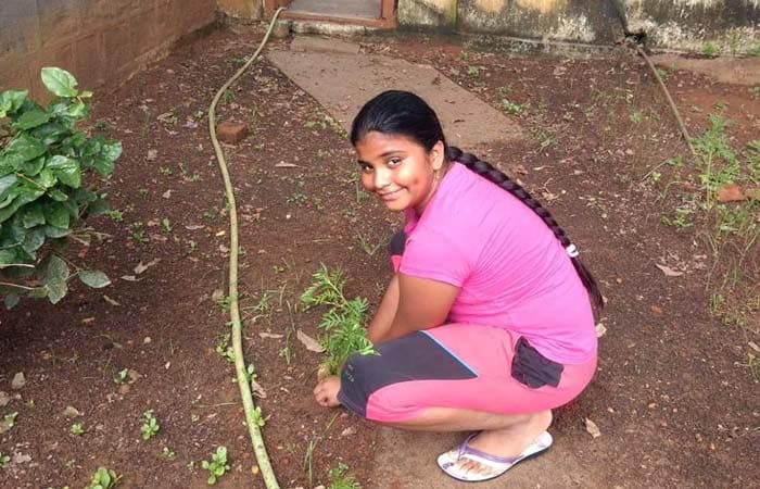 Students of Sri Chaitanya High School along with their family members, planted 70 saplings as part of the third and last stage of the Behtar India campaign named Behtar Vatavaran (Environment).