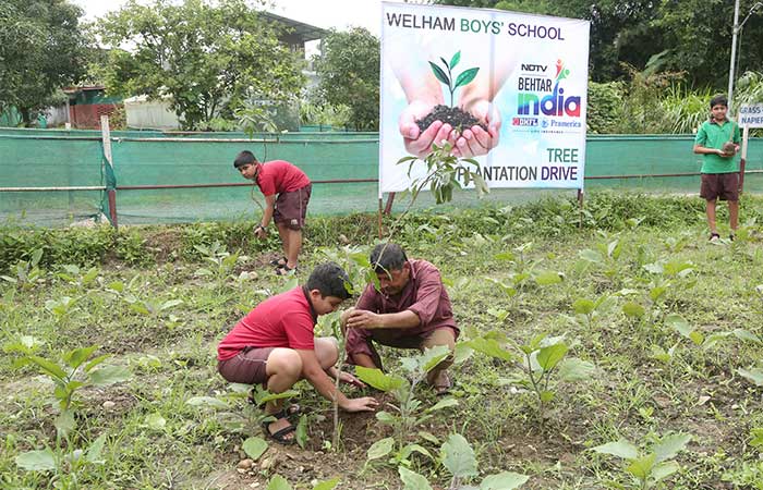 Students of Welham Boys' School planted a total of 250 saplings as part of the third and last stage of the campaign named Behtar Vatavaran (Environment). The focus of this leg is to sensitise the masses about the need to protect the environment.