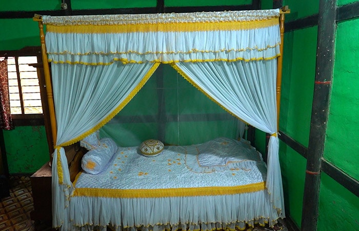 Here Is How USHA Silai Schools Are Preserving Indigenous Art And Craft