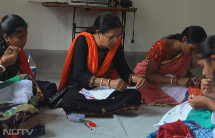 In UP, West Bengal And Odisha, USHA Silai Schools Are Working With NGOs To Empower Rural Women