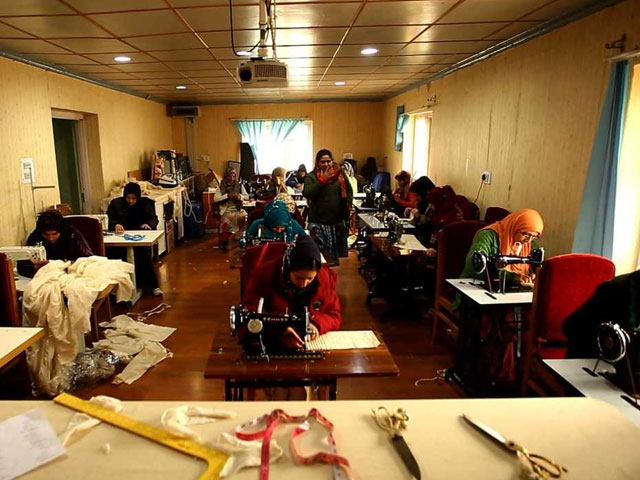 USHA Silai School Reaches Picturesque Kashmir, Brings A Wave Of Change