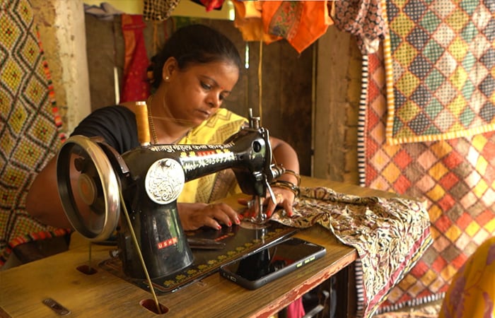Rita Devi who hails from chotki Sandiya, Bhojpur district of Ara, Bihar had the urge to learn art forms and wanted to adopt new skills. Her wish came true as she got the opportunity to learn at Usha silai school. Today, Rita trains an ample amount of women about the sujani art and adds skills upon their fingers to script a revolution in areas where traditional form burns bright. Rita has truly shown that learning has no age.