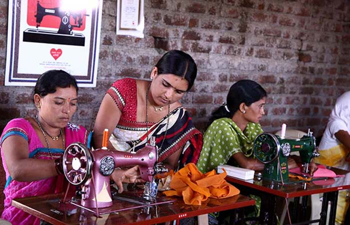 Till date, Chhotibai has trained 28 women who would pay Rs. 500/per month for the classes.