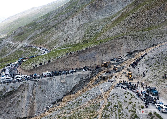 Lighting The Himalayas Team\'s Journey From Leh To The Remotest Village Of Ladakh