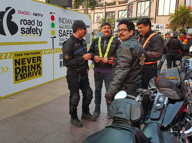Over 100 Motorcyclists Come Together To Celebrate Road Safety Week In Delhi Over 100 Motorcyclists Come Together To Celebrate Road Safety Week In Delhi