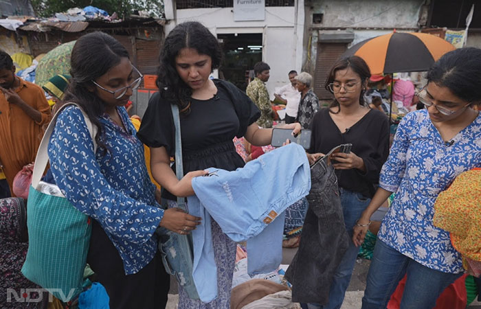 When working with second-hand clothes, one doesn't have many options. To find the right material for the design, one has to sift through a pile of clothes. But, students have learned their way through the market. Vishnupriya Narayanan, Faculty, Textile Design Discipline, NID said, the students have built contacts with the vendors and have become comfortable with uncertainty. "They know it's not like you go to a shop where you can match a blouse with your saree. The students are also concerned about the fact that these vendors don't have proper space and how they often get warnings from cops to either clear out the space or pay a fine", she added.