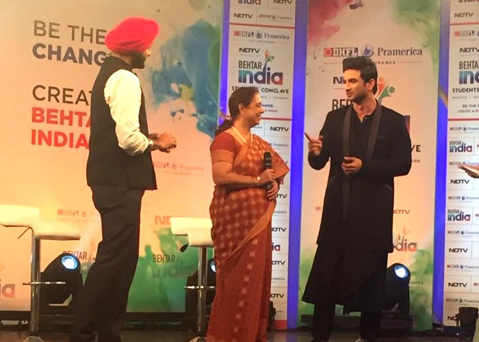 In Pics: Sushant Singh Rajput Interacts With Students At Behtar India Conclave