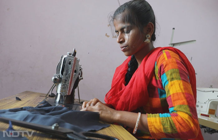 Alamelu joined Matilda's classes six years ago. She now she earns around five thousand rupees a month. The daughter of a mason has turned financially independent. She has even saved two lakh rupees for her wedding. She now wants to set up her own tailoring centre where she stitches and sells dresses as well.