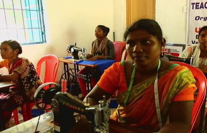 USHA Silai School Is Empowering Tribal Women By Making Them Entreprenuers