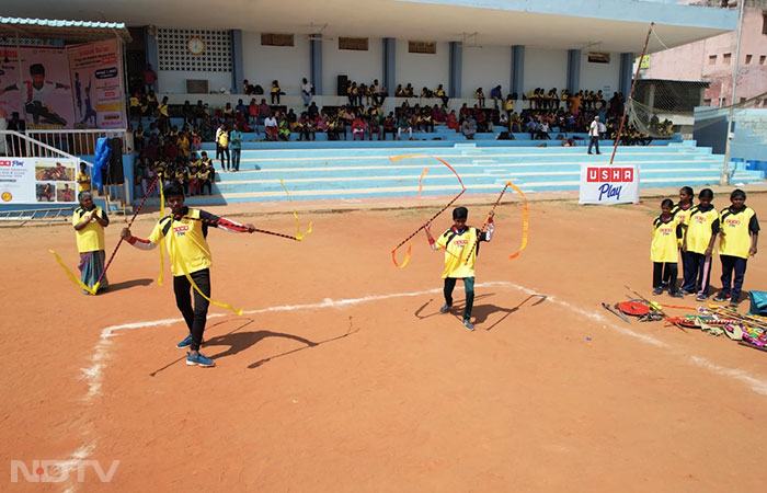 Traditional sports play a crucial role in showcasing and preserving the essence of Tamil Nadu's cultural heritage. In Kanyakumari, "Adimurai" - a time-tested martial art form steeped in local history, is experiencing a resurgence with the support of Usha and the Lemuria Varmakalari Adimurai World Organization (VAWO).