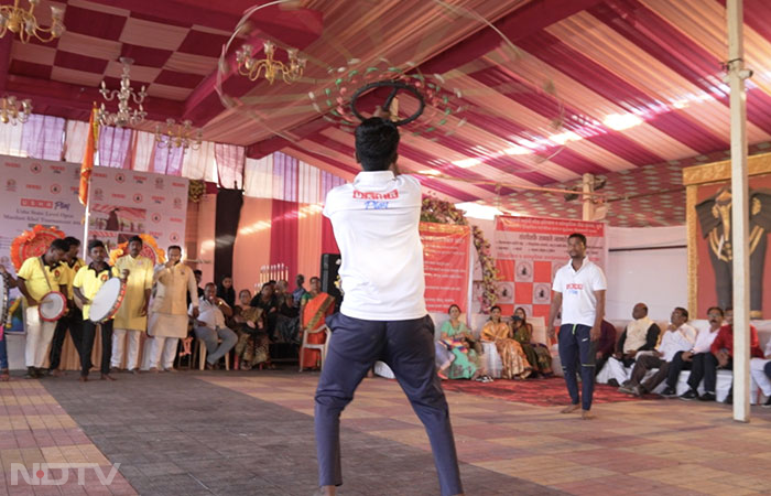 And now, in contemporary times, the women of the USHA Silai School are playing a crucial role in promoting martial art, by participating in the organisation of the USHA State Level Open Mardani Khel Tournament. The tournament is about celebrating the spirit of their communities, fostering unity, and inspiring the younger generation to stay connected with their roots.