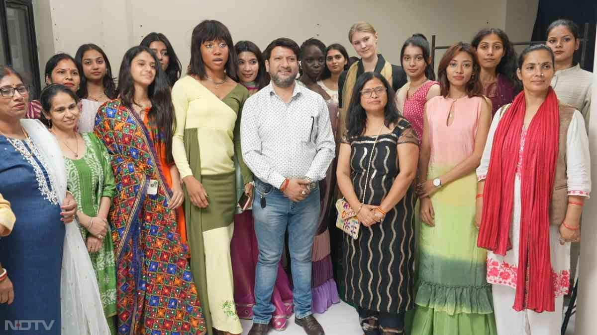 After being selected, the master trainers of Usha Silai school were assigned two mentors who guided them throughout their creative journey at the India Style Fashion Week.