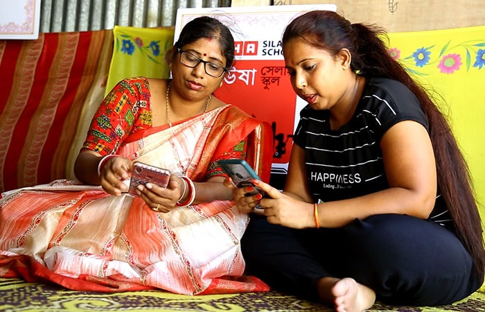 USHA collaborated with the Confederation of Women Entrepreneurs (COWE) to conduct training among the Silai women across the country to help them learn and use the new app and work in the digital space.
