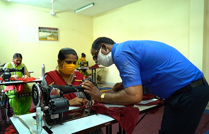 According to Navneet, a resident at the CRPF Camp, Jalandhar, USHA Silai School initiative will not only help women keep themselves busy, it will also help them develop skills and become financially independent. She added that with trainings as extensive as the one provided by USHA Silai School initiative, women will get empowered and motivated to open their own businesses