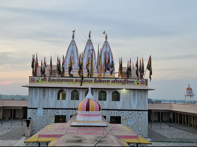 Dev Dham Jodhpuriya: आंखों की रोशनी बढ़ाने के लिए प्रसिद्ध है राजस्थान का ये मंदिर
