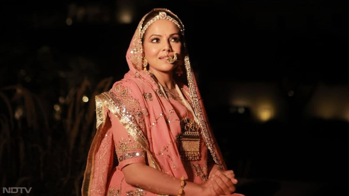 नमिता हाल ही में पारंपरिक राजस्थानी (मारवाड़ी) पोशाक में नजर आईं, जिसमें उनकी खूबसूरती देखते ही बन रही है. credit-( Instagram)