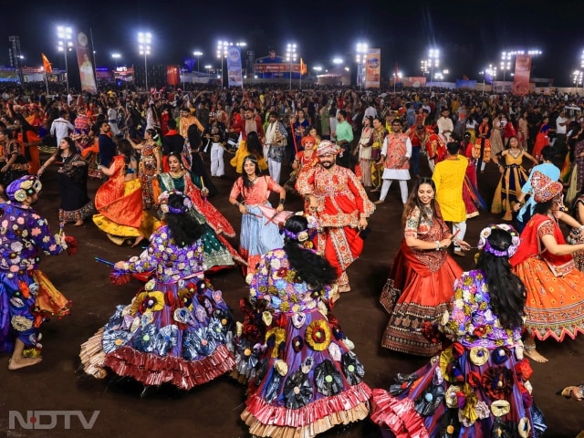 पिंक सिटी जयपुर में गरबा का जश्न