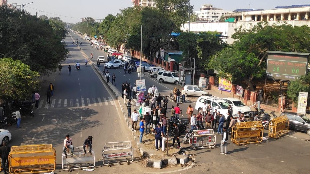 बीकानेर में भी जमकर विरोध प्रदर्शन, बाज़ार में भी बंद का दिखा व्यापक असर