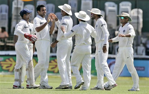 Zaheer Khan, second left, celebrates the dismissal of Sri Lankan batsman Thilan Samaraweera, unseen, with teammates during the third day's play of the first Test cricket match between Sri Lanka and India in Colombo on Friday, July 25, 2008. India vs SL, 1st Test, Day 3