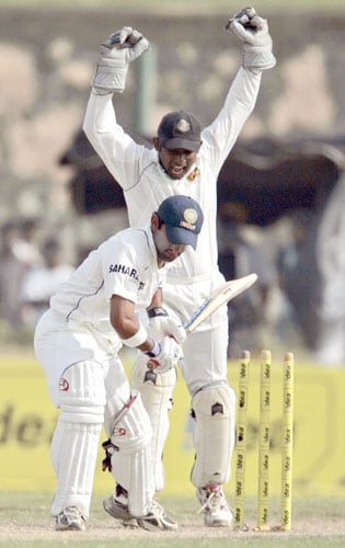 Prasanna Jayawardene celebrates on the dismissal of Gautam Gambhir during the third day of the second Test between India and Sri Lanka in Galle on August 2, 2008. 2nd Test, Day 3: India vs SL