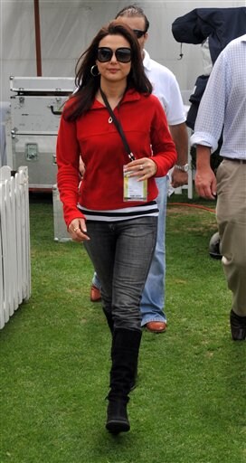 Bollywood star Preity Zinta waits to watch the 1st one-day international match between New Zealand and India at McLean Park in Napier on March 3, 2009. (AP Photo) India vs New Zealand: 1st ODI