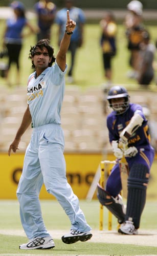 Manuf Patel celebrates after Sri Lanka’s Tillakaratne Dilshan is caught behind in the first over of the game at the Adelaide Oval. 8th match - India vs Sri Lanka