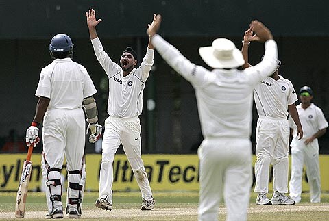 Harbhajan Singh appeals unsuccessfully for the wicket of Malinda Warnapura on Monday. India vs SL, 3rd Test, Day 4