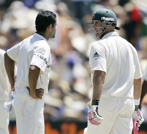 India's bowler Irafan Pathan, left, has words with Matthew Hayden at the Adelaide Oval on Saturday, January 26, 2008, on the third day of their fourth Test. India made a first innings of 526. 4th Test, Ind vs Aus - Day 3