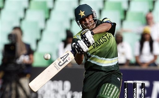 Pakistan's Younis Khan plays a shot against Scotland during their Twenty20 World Championship cricket match in Durban, South Africa, Wednesday Sept. 12, 2007. Pakistan vs Scotland