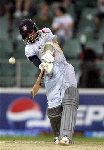 Sri Lanka's batsman Mahela Jayawardene plays a shot during their Super Eight Twenty20 World Championship cricket match against Bangladesh at the Wanderers Stadium in Johannesburg, South Africa, Tuesday, Sept. 18, 2007. Sri Lanka vs Bangladesh