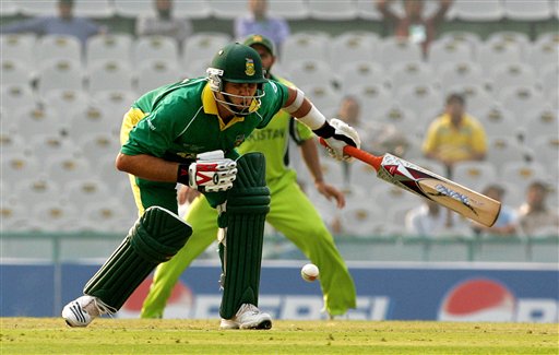 South Africa's Jacques Kallis reacts in pain after a ball hit him while playing a shot against Pakistan during their one-day international cricket match for the ICC Champions Trophy in Mohali on Friday. ICC CT Pak-SA