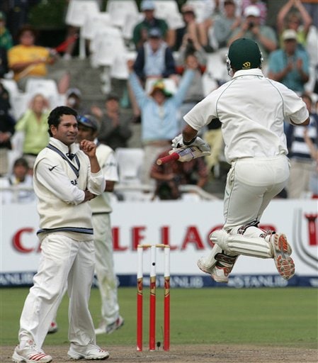 South Africa's batsman Ashwell Prince, right, celebrates scoring the winning runs off India's bowler Sachin Tendulkar, left, on the final day of the 3rd and final Test match against India at Newlands stadium in Cape Town Ind-SA 3rd Test Day 5