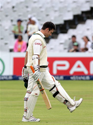 South Africa's batsman Graeme Smith, leaves the field after his dismissal by India's bowler Zaheer Khan for 55 runs on the final day of the 3rd and final Test match against India at Newlands stadium in Cape Town Ind-SA 3rd Test Day 5