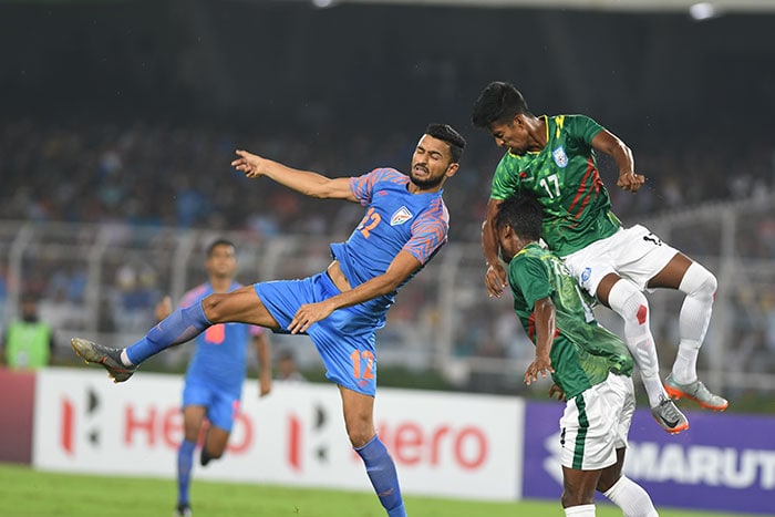 কলকাতার মাটিতে বাংলাদেশের কাছে আটকে গেল ভারত কলকাতার মাটিতে বাংলাদেশের কাছে আটকে গেল ভারত