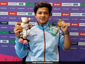 Sheuli, Lalrinnunga Win Gold As Weightlifters Shine On CWG Day 3