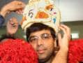 Photo : Rousing welcome for world champ Viswanathan Anand