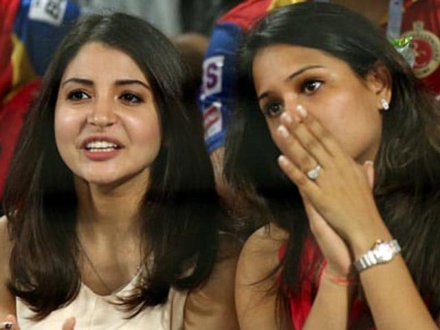 Photo : Anushka Sharma Bonds With Squash Star Dipika Pallikal
