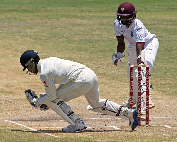 अश्विन की जादुई फिरकी के आगे वेस्टइंडीज ने टेके घुटने, भारत ने पारी और 92 रन से जीता मैच