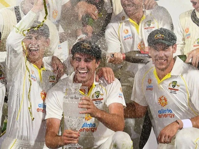 Photo : एशेज: ऑस्ट्रेलिया ने इंग्लैंड को 5वें टेस्ट में 146 रनों से दी मात