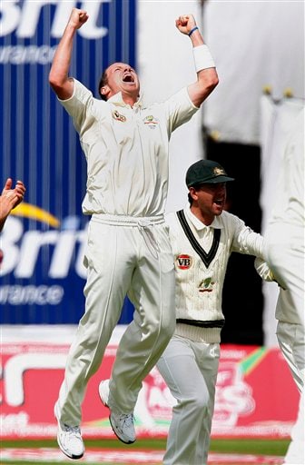 Peter Siddle celebrates with his team mates after bowling out England on Day 1 of the fourth Test between England and Australia in Leeds. (AP Photo) Ashes: 4th Test, Day 1