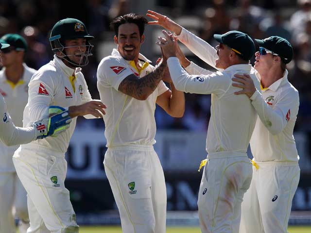Photo : Ashes 2015: Johnson, Smith Inspire Australia's Crushing Win Over Australia