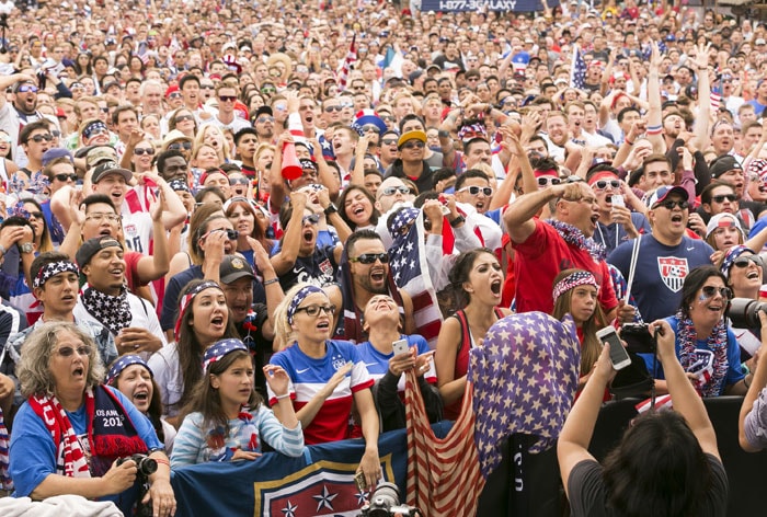 Fans Cheer USA as They Make Last 16 of FIFA World Cup | Photo Gallery